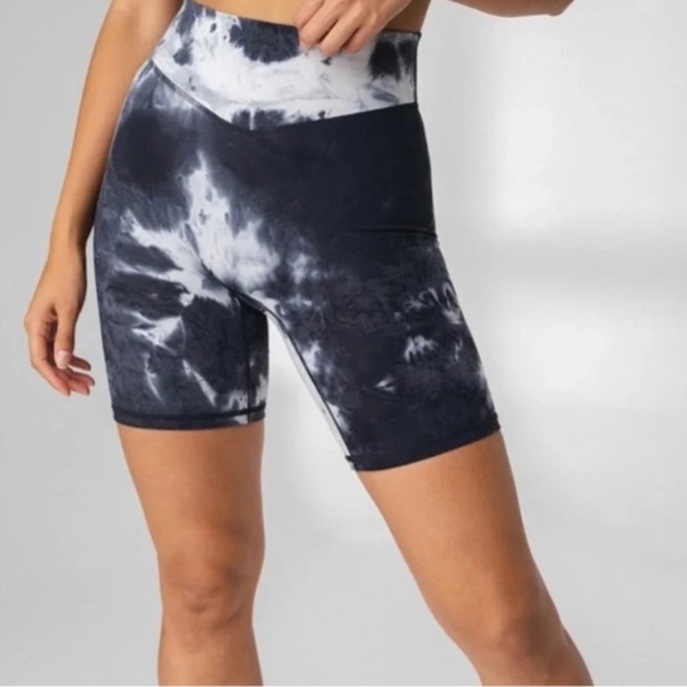 Balance Athletica (Vitality) The Rider Short- Avalanche, Medium